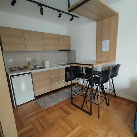 Appartamento Cvetkovic Lux Аpartmani & Free Garaza Vrnjačka Banja Camera foto